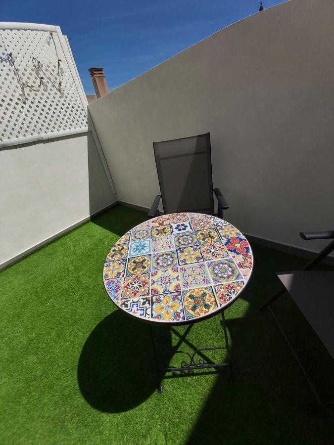 To Be In Malaga Apartment Bagian luar foto
